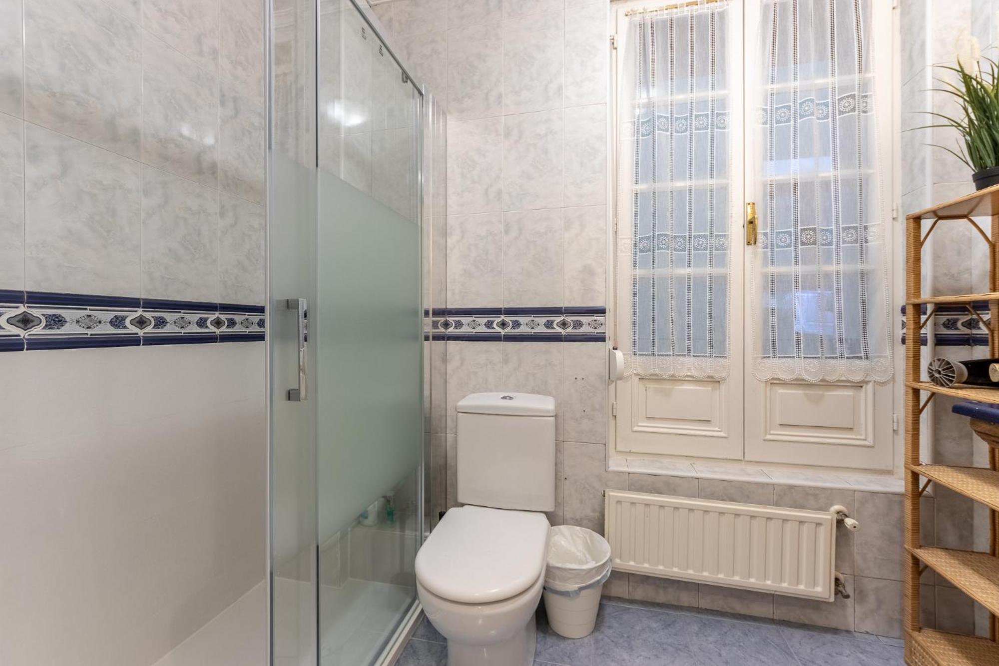 Apartamento Centrico Casco Viejo Bilbao Eksteriør billede